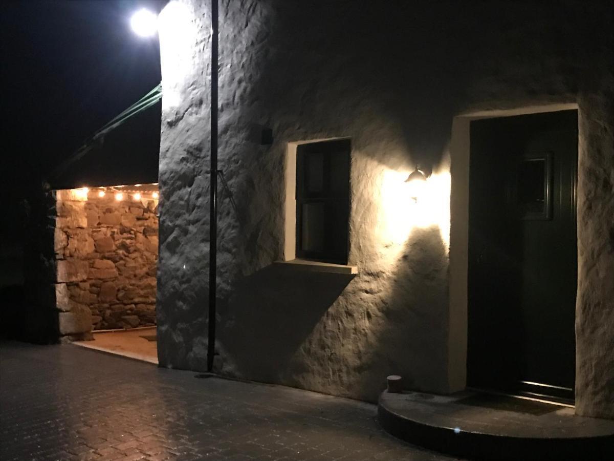 Mournes Family Cottage With Hot Tub Hilltown المظهر الخارجي الصورة