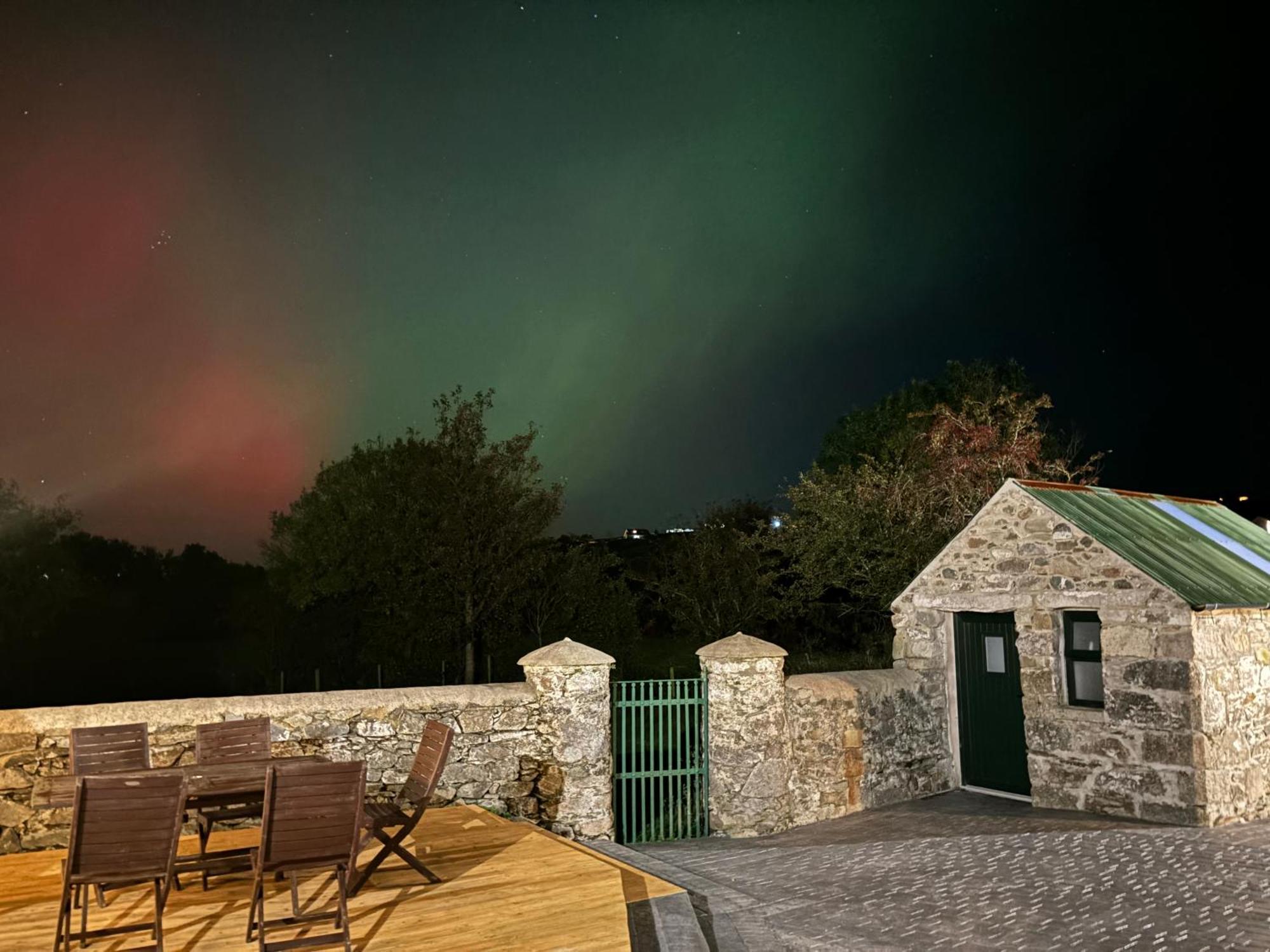 Mournes Family Cottage With Hot Tub Hilltown المظهر الخارجي الصورة